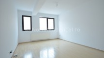 Apartament de vanzare 2 camere cu curte Bucurestii Noi 2